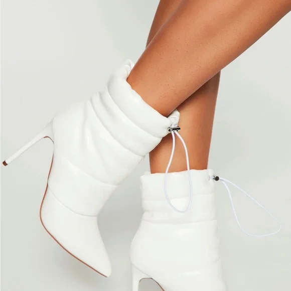 PUFFER HEELED BOOT Stiletto White Pointed Toe Bootie - Picture 11 of 11